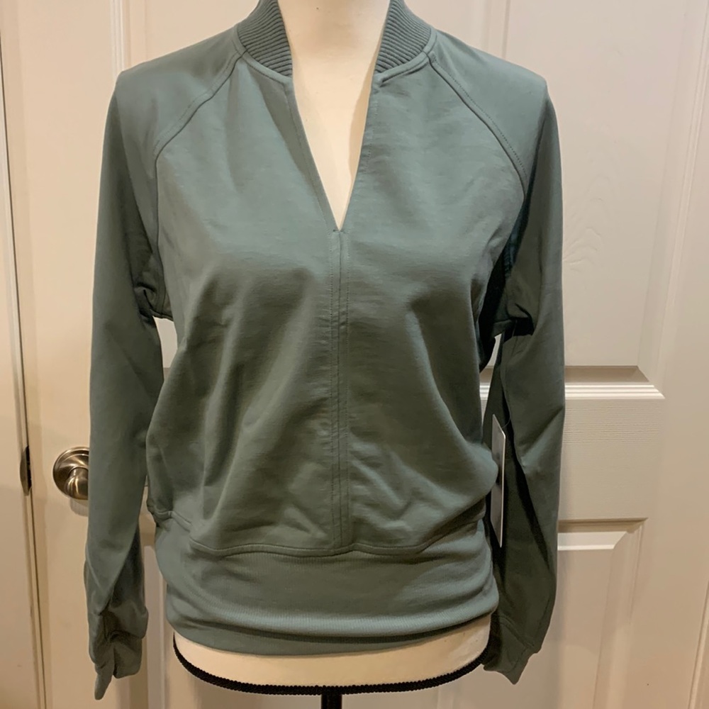 Athleta Sage Green Pullover Sweater